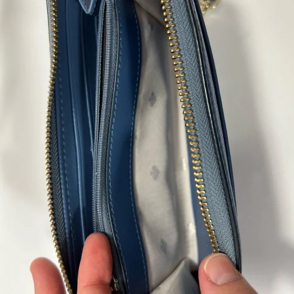 Kate Spade Blue Leather Wallet/Wristlet - Picture 8 of 11